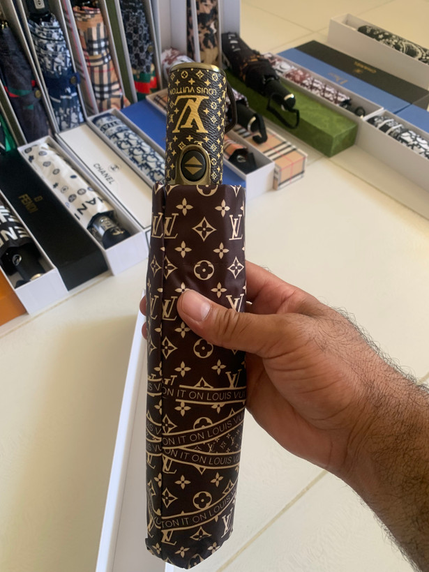 چتر اتومات وارداتی برند لوزیتونLOUIS VUITTON